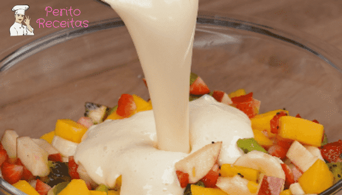 Salada de Frutas com Creme de Maracujá