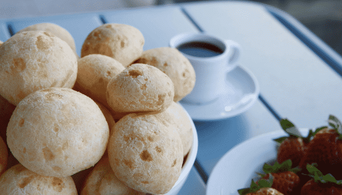 Pão de queijo Caseiro e Amor a Primeira Mordida Faça Agora