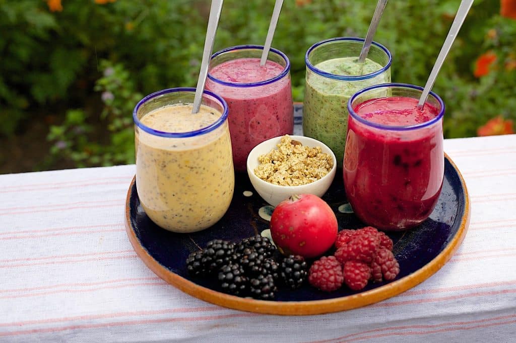 Receitas-veganas-de-smoothie-deliciosos-e-saudaveis-1024x682 Receitas veganas de smoothie deliciosos e saudáveis